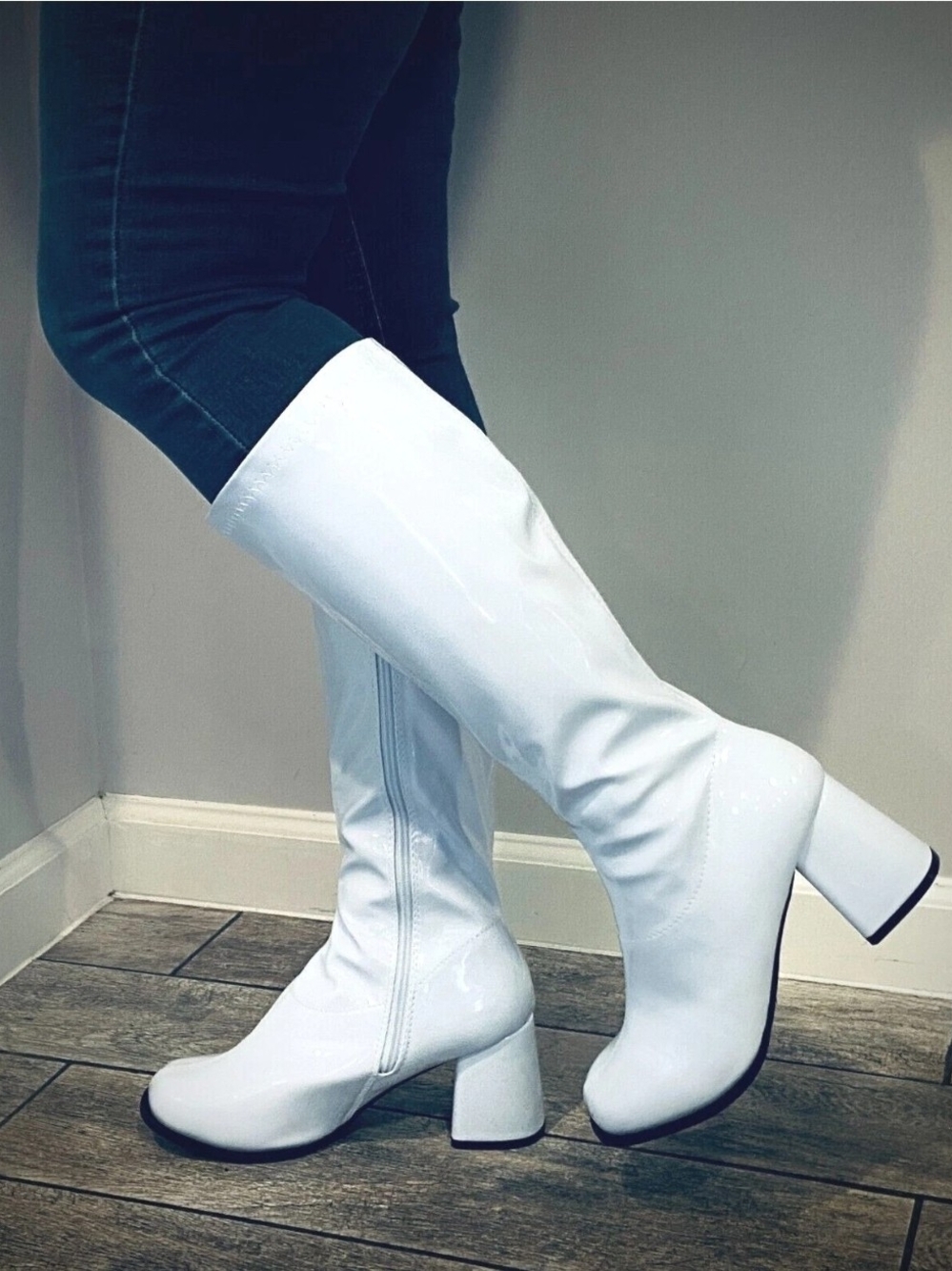 Funtasma White Gogo Boots 3" Block Heel Retro 60s 70s Disco Costume Size 8